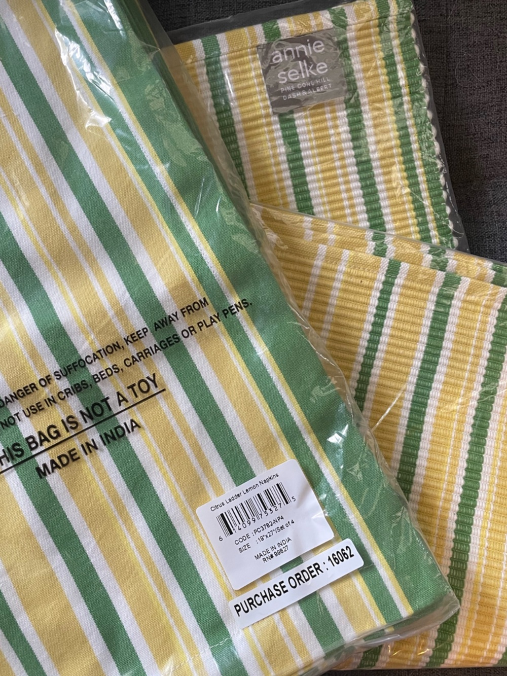 Annie Selke NWT! Set of 4 napkins & 4 placemats in Citrus Ladder Stripe